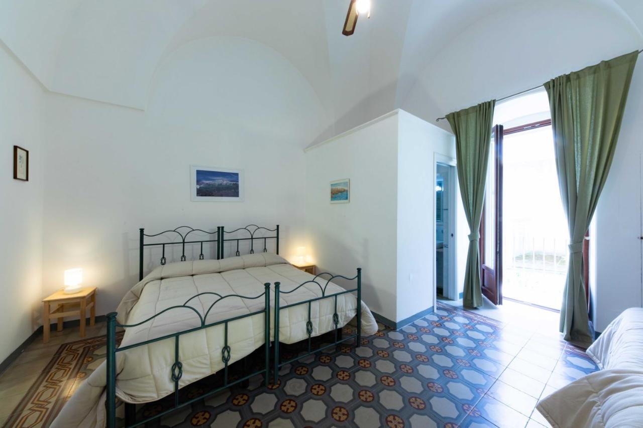 Casa Vacanza La Stradella Ostuni Exterior photo